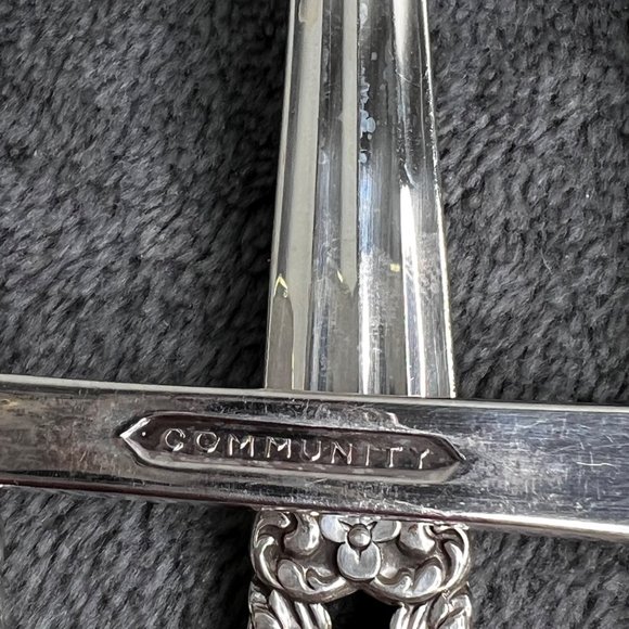 Oneida Community Silverplate Coronation Flatware Lot 41 Piece Serving Dinner - Picture 12 of 16